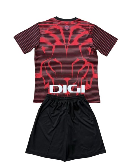 Quatrième maillot extérieur de l'Athletic Bilbao, taille 2526 (maillot + short)