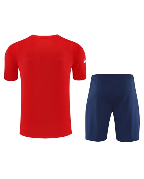 Tenue d'entraînement de l'Atlético Madrid pour la saison 2025/26 Tenue d'entraînement de l'Atlético Madrid pour la saison 2025/26