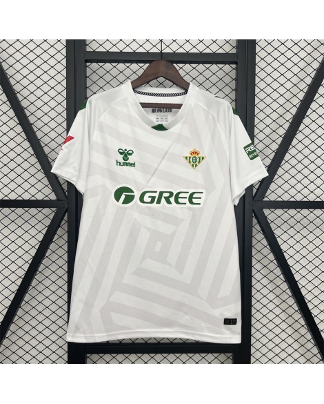 Tenue de gardien de but du Real Betis 2025/26