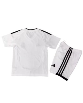Maillot Real Madrid Domicile 2024/25 Enfant (Maillot + Short)