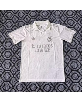 Maillot du 125e anniversaire du Real Madrid