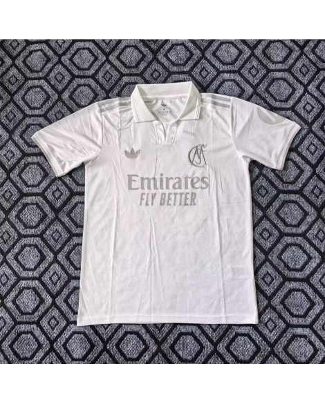 Maillot du 125e anniversaire du Real Madrid