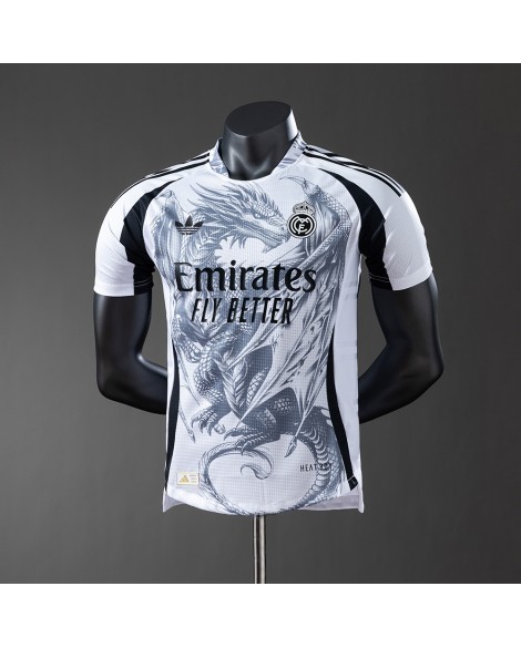 Maillot Real Madrid 25/26 version joueur