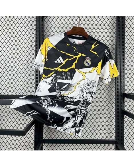 Maillot d'avant-match du Real Madrid 2025/26