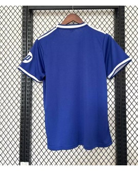 Deuxième maillot extérieur du Real Madrid 2025/26