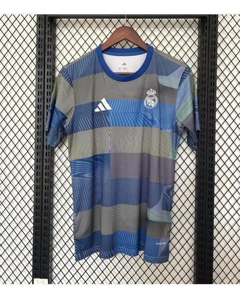 Maillot d'avant-match Real Madrid 2025/26