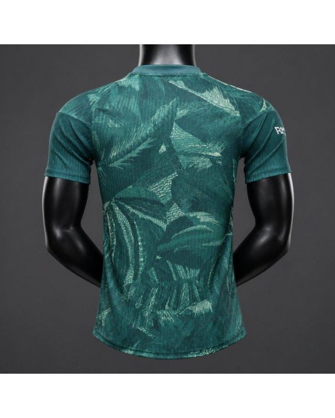 Real Madrid Maillot vert foncé d'avant-match 2026/27 - Player Real Madrid Maillot vert foncé d'avant-match 2026/27 - Player