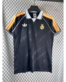 Maillot rétro noir Real Madrid 2627