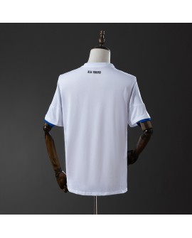 Maillot domicile Real Madrid rétro 2010/11 par Adidas