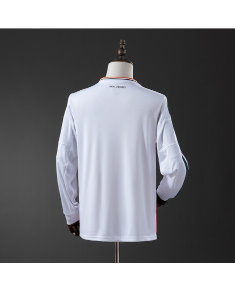 Maillot domicile du Real Madrid rétro 2013/14 par Adidas à manches longues