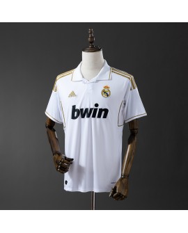 Maillot domicile du Real Madrid rétro 2011/12 par Adidas