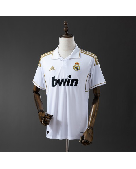 Maillot domicile du Real Madrid rétro 2011/12 par Adidas