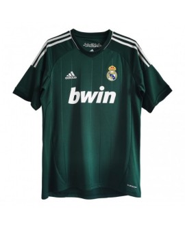Real Madrid troisième maillot extérieur rétro 2012/13 par Adidas
