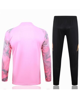 2425 Uniforme d'entraînement du Real Madrid-rose (spray dragon noir)