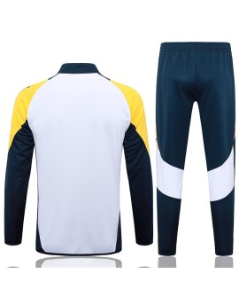 2425 Veste d'entraînement Real Madrid - Blanc