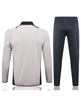 2425 Veste d'entraînement Real Madrid - Rose clair