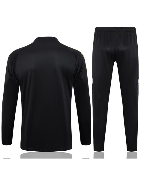2425 Veste d'entraînement Real Madrid - Noir