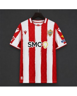 Maillot domicile d'Almeria 2026/27