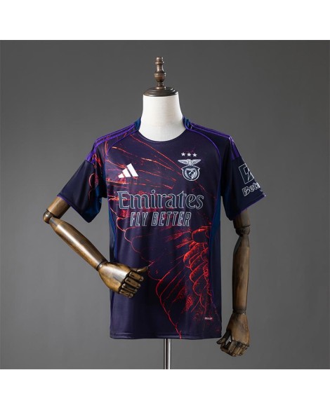 Troisième maillot extérieur du Benfica pour la saison 25/26