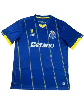 Le troisième maillot extérieur de Porto porte le numéro 2526.