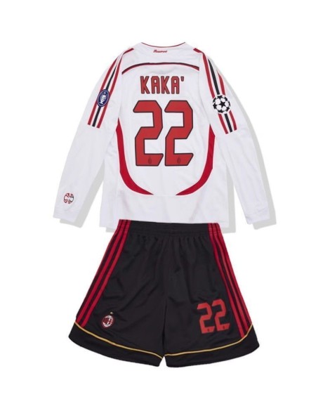 Maillot away vintage de l'AC Milan 2006/07 - Maillot + Pantalon (KAKA' N°22) Maillot away vintage de l'AC Milan 2006/07 - Maillot + Pantalon (KAKA' N°22)