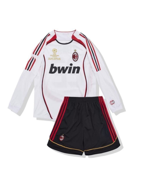 Maillot away vintage de l'AC Milan 2006/07 - Maillot + Pantalon (KAKA' N°22) Maillot away vintage de l'AC Milan 2006/07 - Maillot + Pantalon (KAKA' N°22)