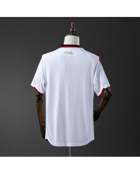 Maillot extérieur rétro de l'AC Milan pour la saison 2009/10