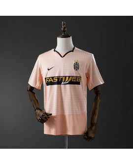Maillot rétro extérieur troisième de la Juventus 03/04 Maillot rétro extérieur troisième de la Juventus 03/04