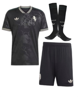 Troisième maillot extérieur de la Juventus pour la saison 2025/26