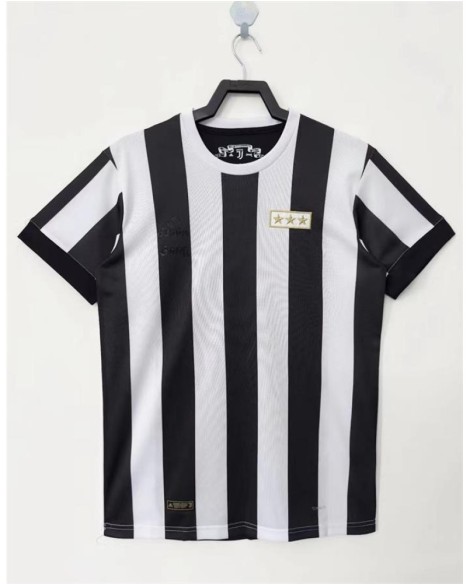 Maillot rétro du 120e anniversaire de la Juventus Maillot rétro du 120e anniversaire de la Juventus