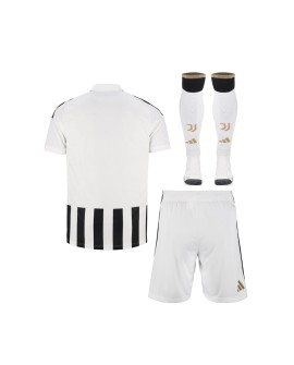 Juventus Maillot domicile 26/27（Maillot, Short et Chaussettes） - Enfant