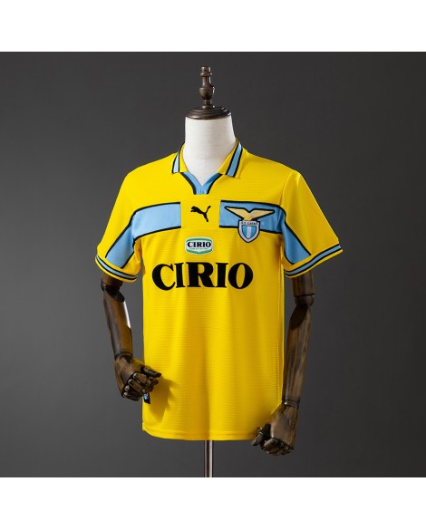 Maillot jaune rétro de la Lazio pour la saison 1998/99 Maillot jaune rétro de la Lazio pour la saison 1998/99