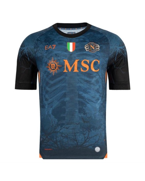 Le club de football de Naples lance une collection spéciale Halloween pour la saison 2025.