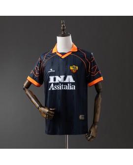 Retro Roma 99/00 Extérieur