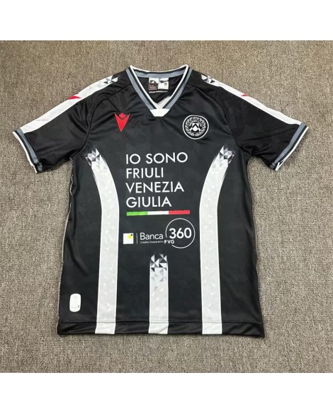 Maillot domicile du club de football Udinese pour la saison 2025/26