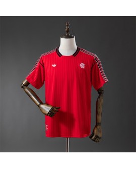 Maillot rouge style rétro Flamengo 25/26