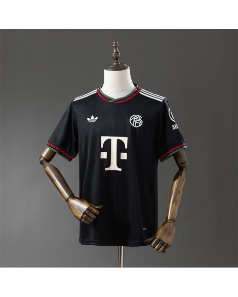 Troisième maillot extérieur du Bayern Munich pour la saison 25/26