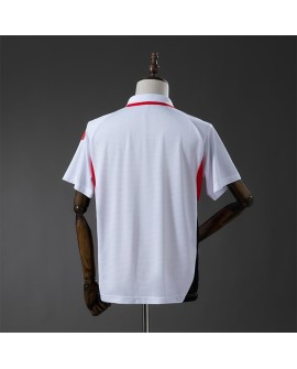 Polo blanc de la saison 25/26 du Bayern Munich