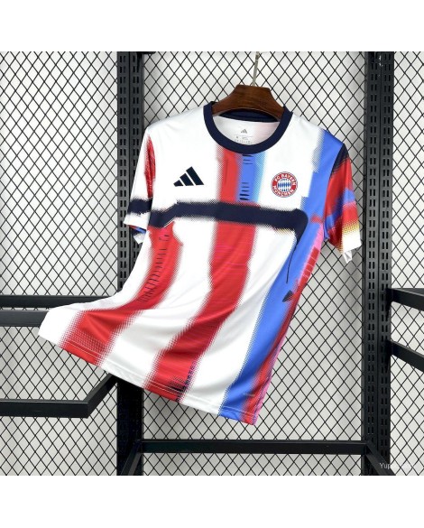 survêtement du Bayern Munich, maillot 2627 survêtement du Bayern Munich, maillot 2627