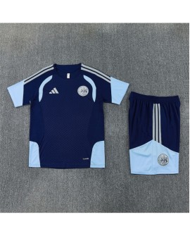 Ajax Tenue d'entraînement bleu roi saison 26/27 (maillot + short) - Enfant