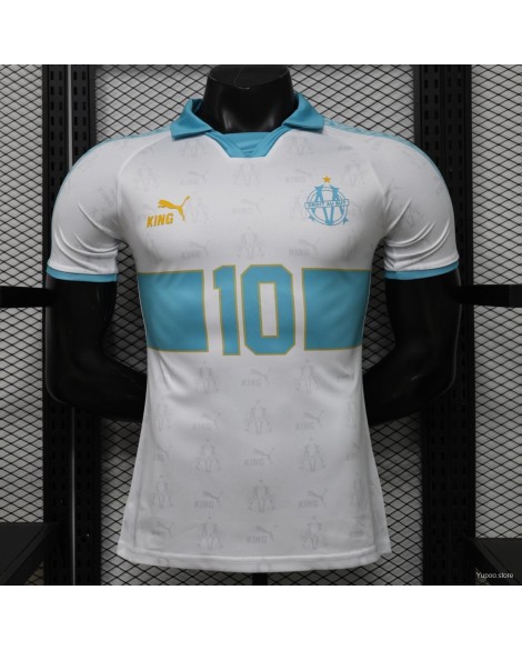 Maillot Édition Spéciale Blanc et Bleu Ciel Olympique de Marseille, Version 26/27 - Player