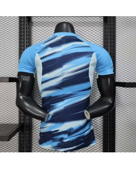 Tenue d'entraînement de l'Olympique de Marseille pour la saison 2025/26 -- Player