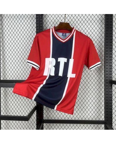 Maillot extérieur rétro du PSG, saison 1975/76 - Numéro 11