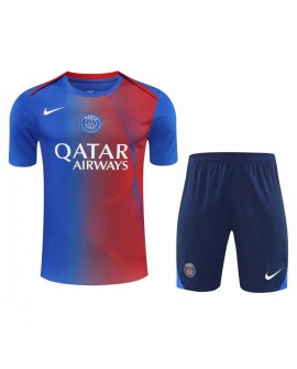 Maillot d'entraînement bleu et rouge du Paris Saint-Germain pour la saison 2025/26