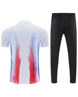 Tenue d'entraînement du Paris Saint-Germain pour la saison 2026/27 (maillot + short)