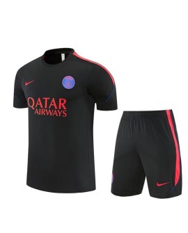 Tenue d'entraînement du Paris Saint-Germain pour la saison 26/27