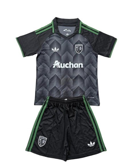 Kit d'objectifs pour les sorties 2026/27 (Maillot +Short) Kit d'objectifs pour les sorties 2026/27 (Maillot +Short)