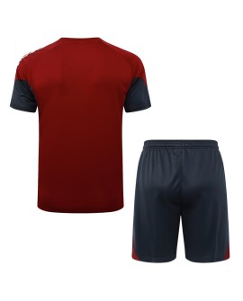Costume Arsenal 2526 à manches courtes bordeaux (écusson du club blanc) (chemise + short)
