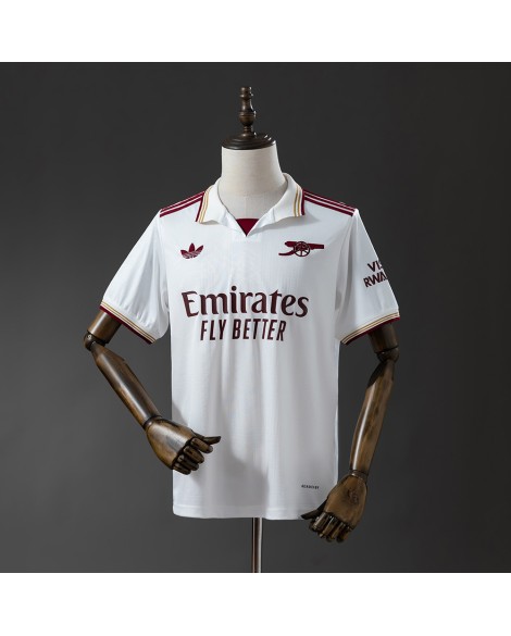 Troisième maillot extérieur d'Arsenal pour la saison 2025/26 Troisième maillot extérieur d'Arsenal pour la saison 2025/26