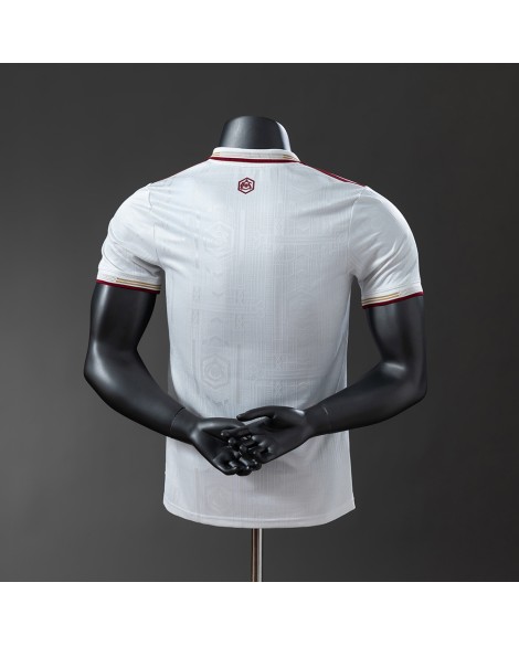 Maillot extérieur secondaire d'Arsenal pour la saison 2025/26 Player Maillot extérieur secondaire d'Arsenal pour la saison 2025/26 Player